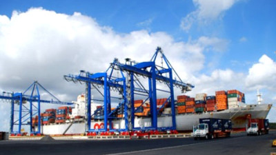 Cục Hàng hải đề xuất tăng giá tối đa dịch vụ cầu bến cảng biển