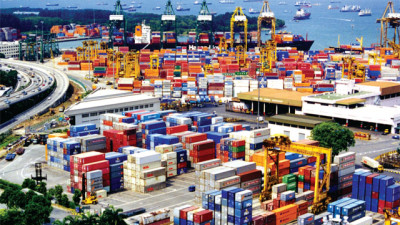 Phân biệt các loại phí lưu container